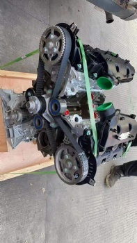 Remanufactured 3.0 Land Rover Engine